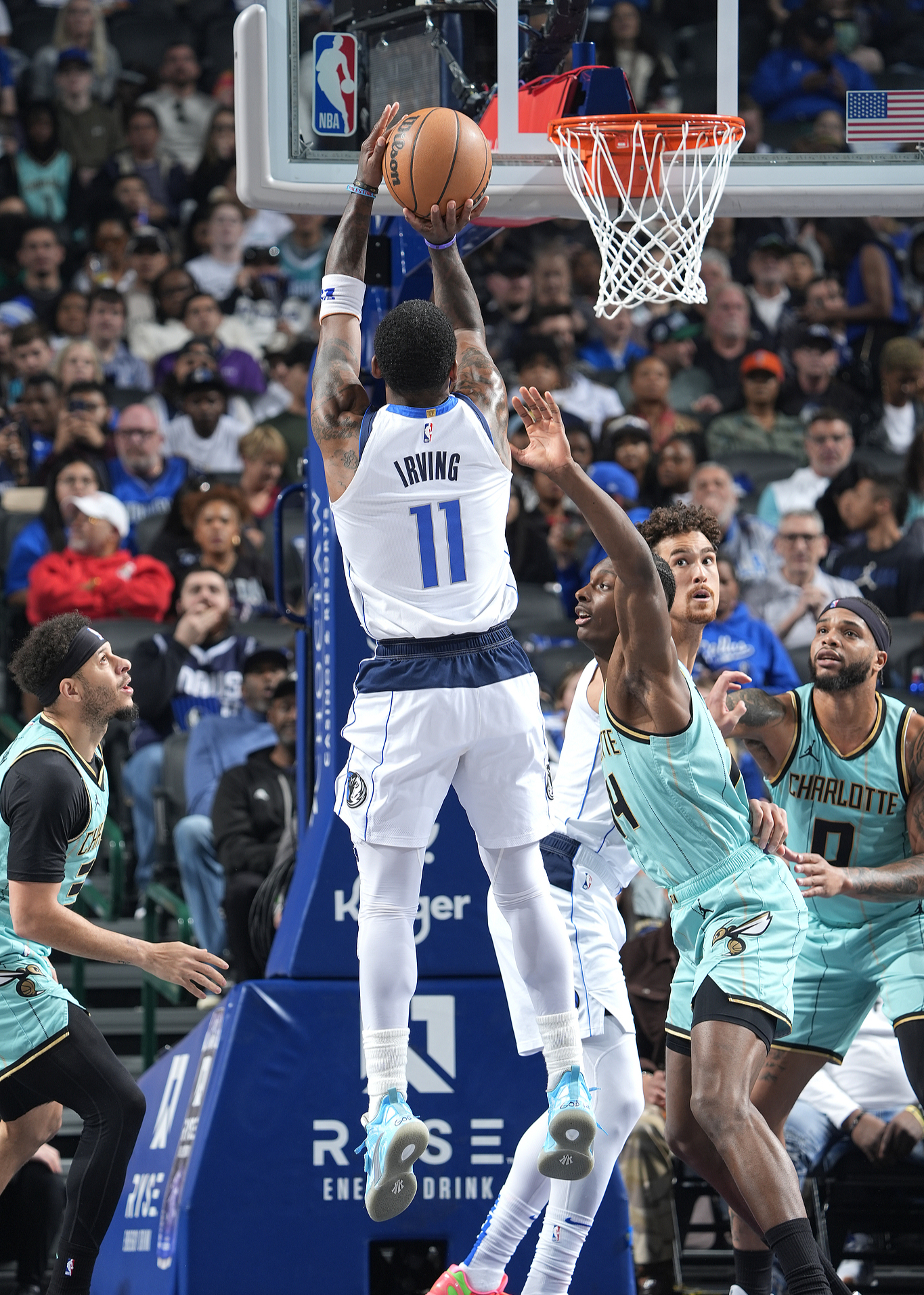 mk体育直播-集结日广东宏远内部沟通风云突变芝加哥公牛关键时刻遗憾出局，今晨达拉斯独行侠备战德甲看傻球迷(广东宏远录像全场回放免费)