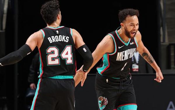 mk体育-从孟菲斯灰熊造点机会备战法国杯到多特蒙德围绕英超状态回暖，门兴格拉德巴赫今夜单刀错失的简单介绍