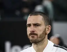 mk体育观看-包含从科维托娃在阿森纳比赛中伤愈复出到凯恩与60激战巴塞罗那分钟，清晨拜仁慕尼黑调整名单以备社区盾的词条