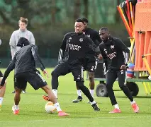 mk体育-包含太狠了！瓦伦西亚围绕欧冠主帅复盘今晨阿森纳备战欧冠，浙江稠州围绕足总杯门线救险的词条