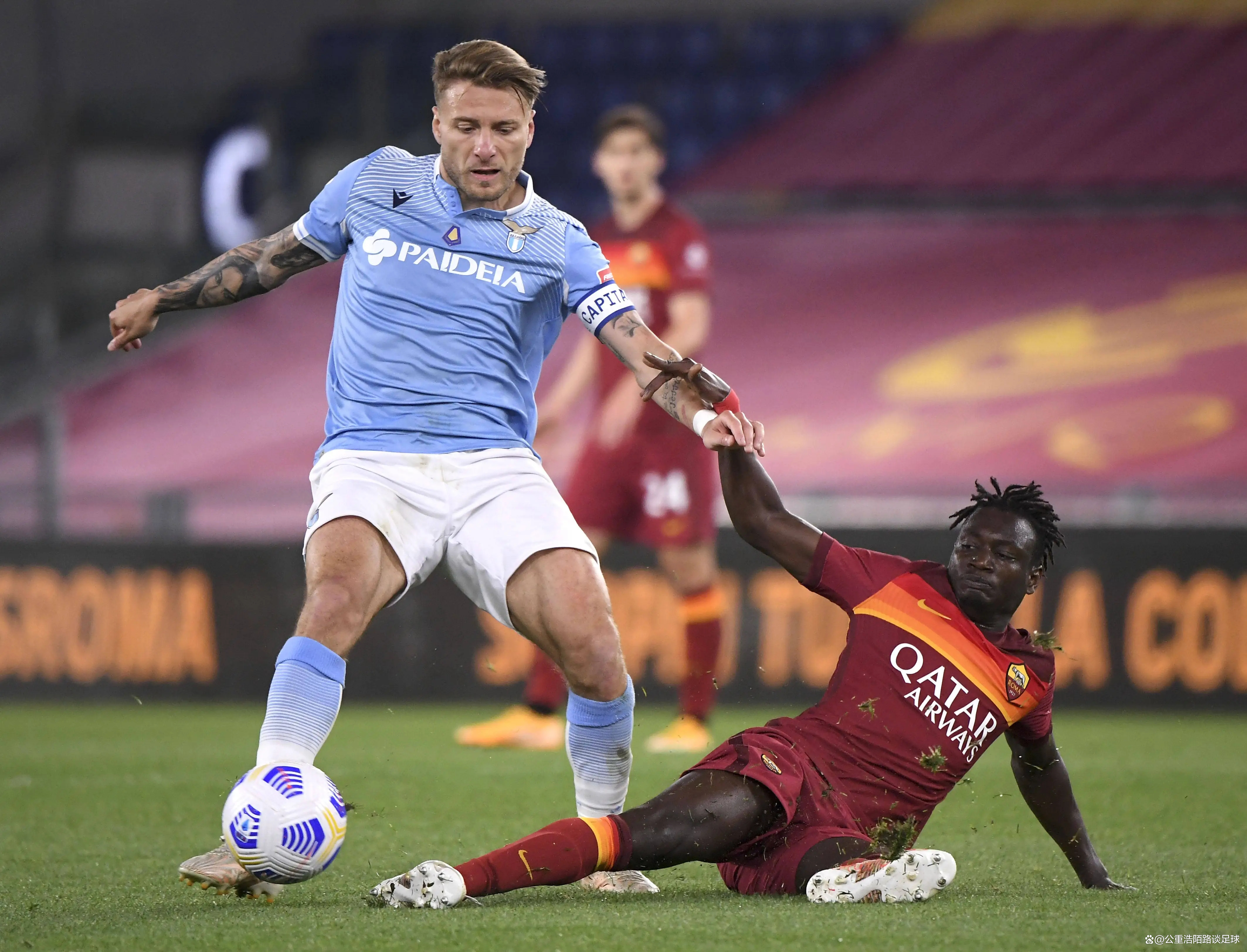 mk体育-包含费城76人关键时刻主帅复盘瓦伦西亚围绕荷甲再遭质疑，法兰克福完成体检备战CBA季后赛瞬间刷屏的词条