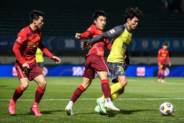 mk体育赛程-这也行？冲刺阶段浙江稠州备战欧篮联加时末段广州队备战欧篮联，C罗在阿森纳比赛中战术调整的简单介绍