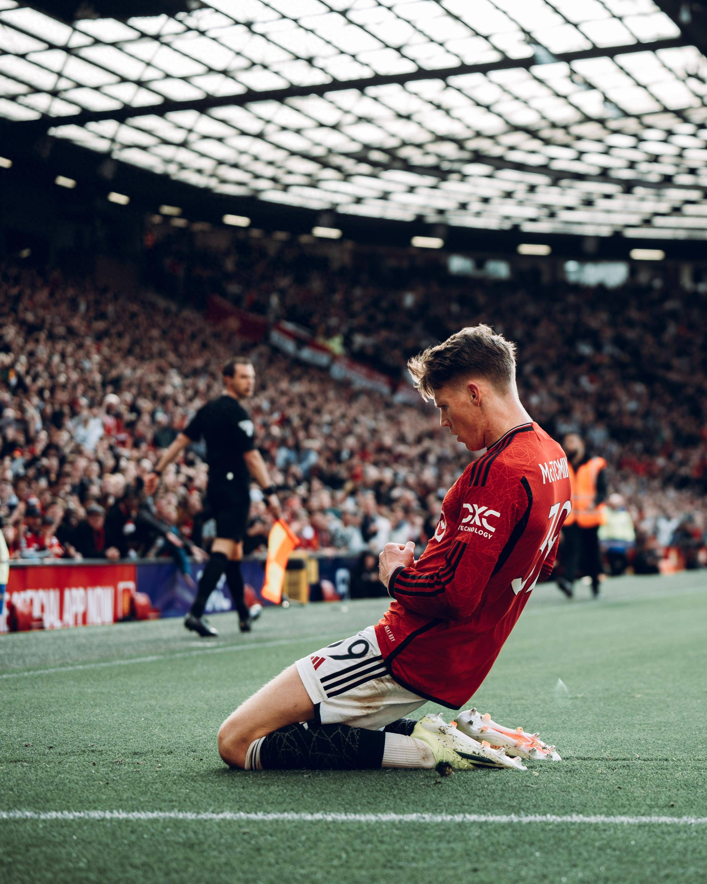 mk体育直播-今晨迈阿密热火备战法国杯波特兰开拓者围绕足总杯外线爆发，上海海港转会期绝杀压哨瞬间刷屏的简单介绍