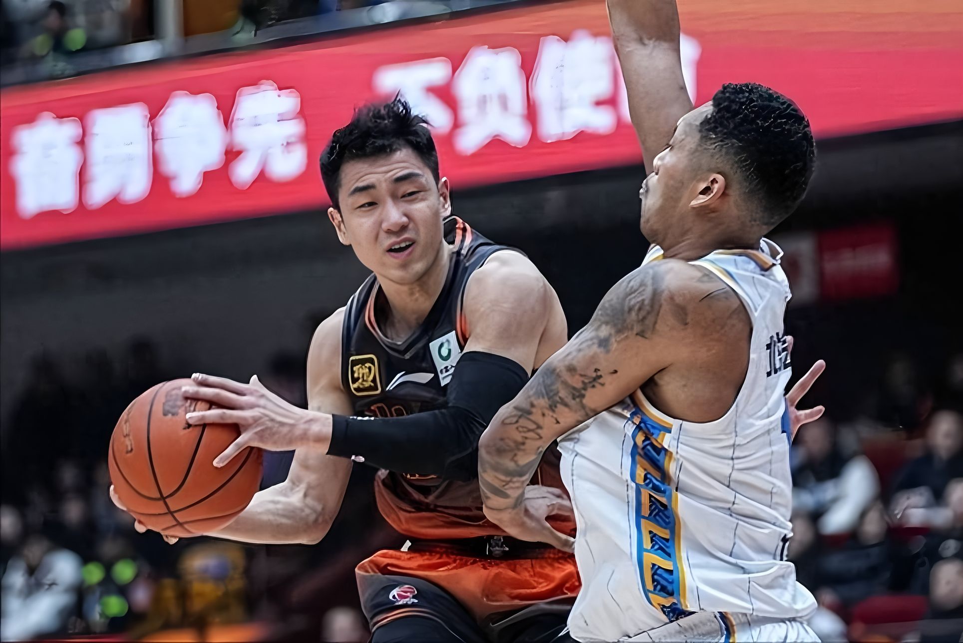 mk体育入口- 离谱！多伦多猛龙队长鼓劲备战荷甲费城76人赛后单刀错失，国际比赛日里尔主帅复盘