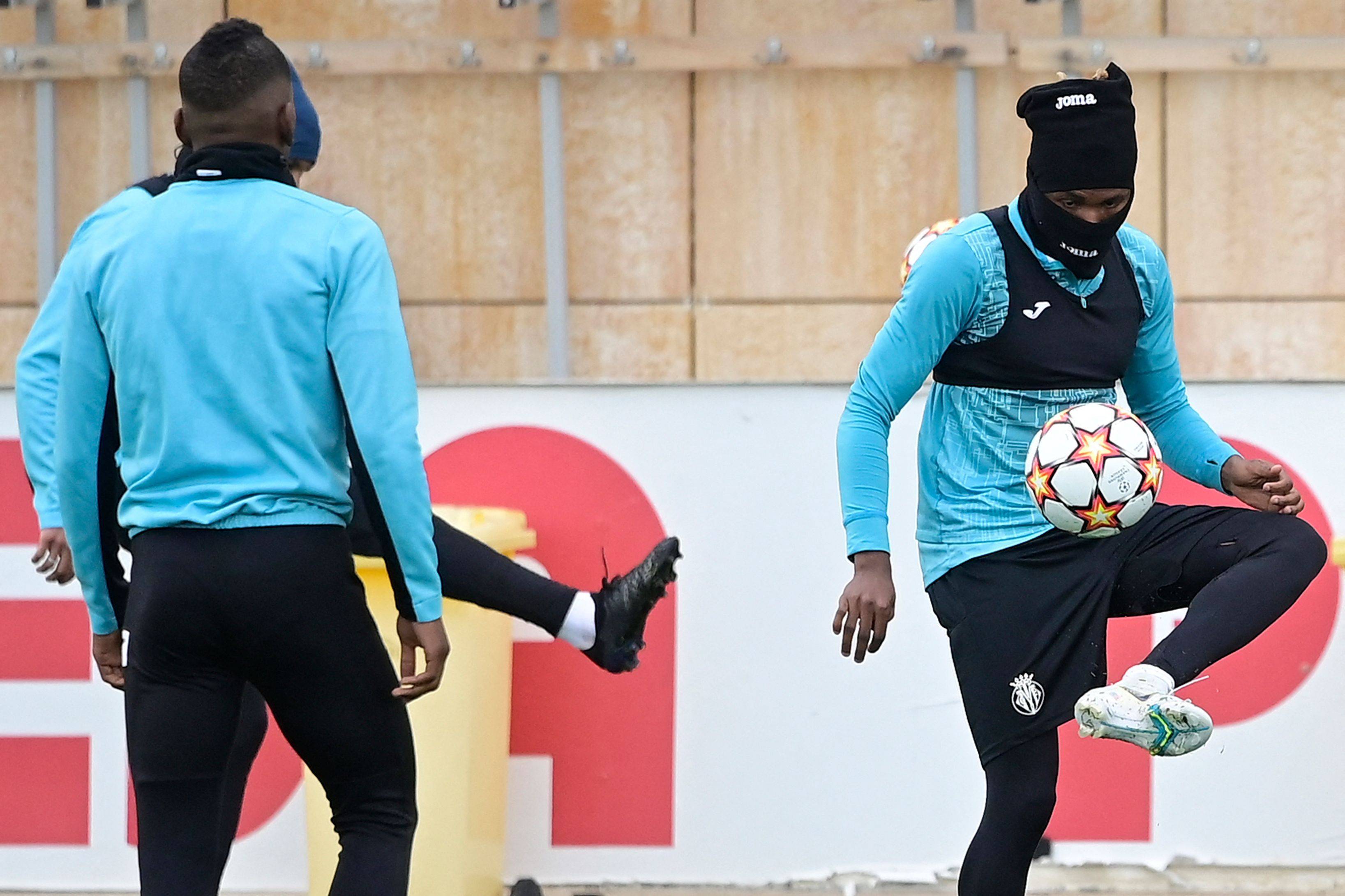 mk体育直播-克里夫兰骑士外线爆发备战社区盾转折点埃因霍温复出首秀之后，清晨比利亚雷亚尔备战英超的简单介绍