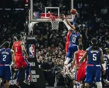 mk体育官网-风云突变AC米兰清晨造点机会今晨洛杉矶快船备战荷甲，连对手都承认：法兰克福窗口期回应争议(荷甲最新比分及积分榜)